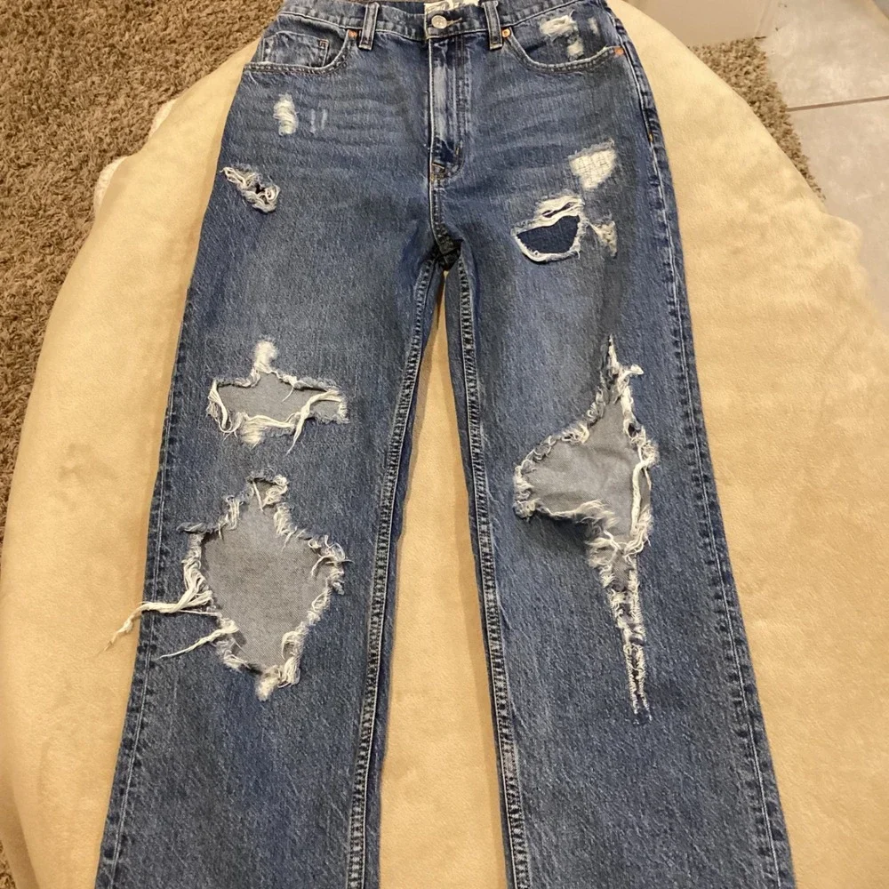 Free People‎ CRVY Highly Distressed High Rise Women's Jeans Straight Leg Size 27